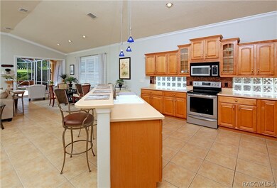 Kitchen - Breakfast Bar