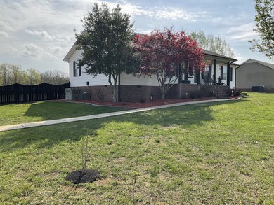 721 Mapleview Dr, Shelbyville, TN 37160 - photo 2