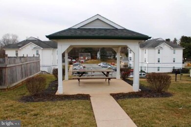 2014 Windsong Dr unit 1A, Hagerstown, MD 21740 - photo 2