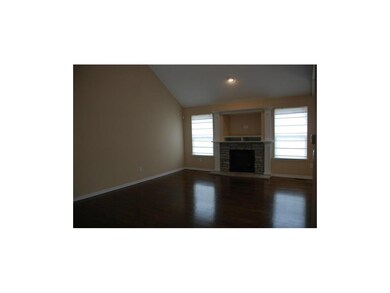 Living Room - gas fireplace