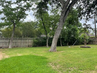 11634 Blalock Forest St, Houston, TX 77024 - photo 6