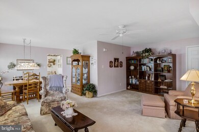 8 Clifford Dr, Mount Laurel, NJ 08054 - photo 4