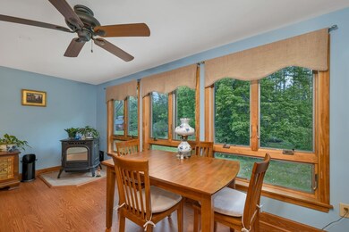 387 N Main St, Wolfeboro, NH 03894 - photo 5