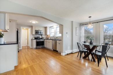 51 Court St, Wakefield, MA 01880 - photo 7