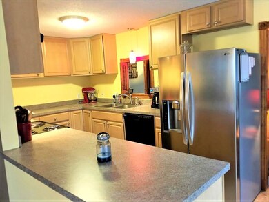 41 Gowing Rd, Hudson, NH 03051 - photo 7