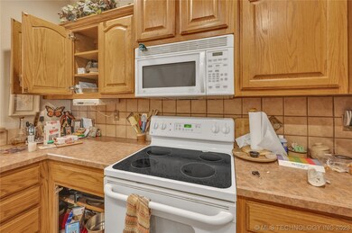 8306 E 74th Place, Tulsa, OK 74133 - photo 7