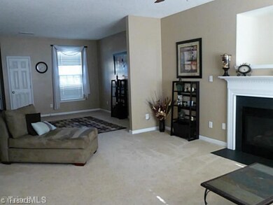 Living Room. This home is absolutely move in ready. Carpet is still plush and the walls are prepared with popular, enjoyable colors.