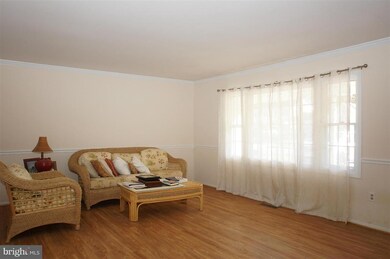 12916 Cheswood Ln, Bowie, MD 20715 - photo 4