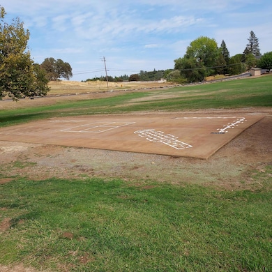 Diehl Field   The beautifully maintained playing field hosts many different ball games for all ages. Though too small for a standard baseball field, Soccer teams practice regularly. There is also a volleyball sandpit, boccie ball court, and a basketball court. There is a shaded picnic area for family use. Diehl Park is often a staging area for outdoor community events.