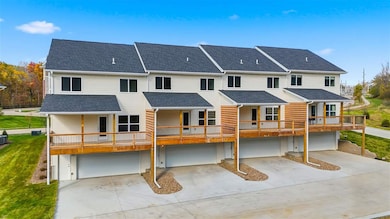 715 E Foster Rd, Iowa City, IA 52245 - photo 2