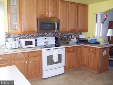 5 Songbird Ct, Bechtelsville, PA 19505 - photo 6