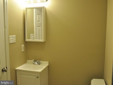 524 Irving St NW, Washington, DC 20010 - photo 5