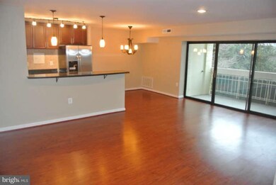Lafayette Park unit 207, Falls Church, VA 22041 - photo 4