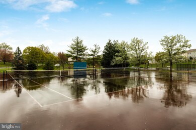 2820 Schubert Dr, Silver Spring, MD 20904 - photo 3