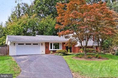 4704 Declaration Ct, Annandale, VA 22003 - photo 2
