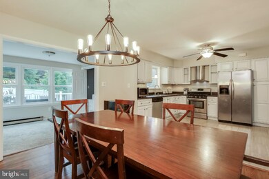 5900 Dale Dr, Sykesville, MD 21784 - photo 4