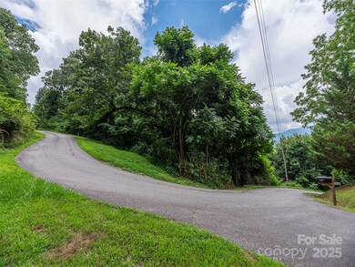 999 Cobblestone Dr unit 32, Waynesville, NC 28786 - photo 7