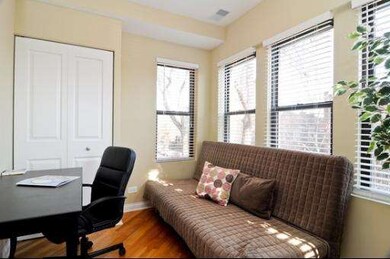 4820 N Hoyne Ave unit 3, Chicago, IL 60625 - photo 4