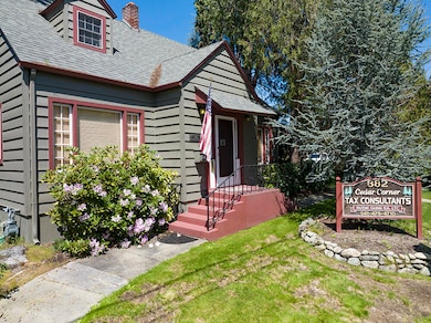 882 NE 7th St, Grants Pass, OR 97526 - photo 2