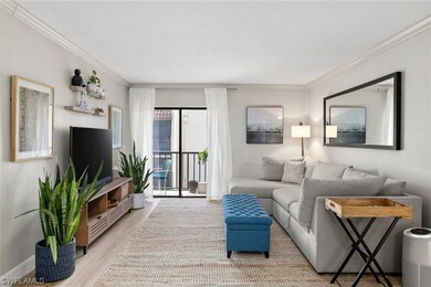 12471 Mcgregor Blvd unit 27, Fort Myers, FL 33919 - photo 5