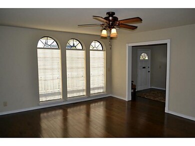 1821 N Broadway Ave, Shawnee, OK 74804 - photo 3