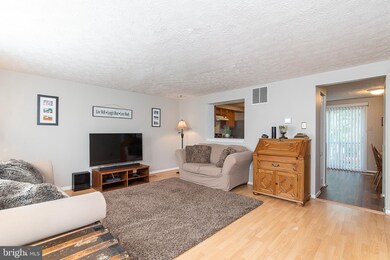 3324 Garrison Cir, Abingdon, MD 21009 - photo 4