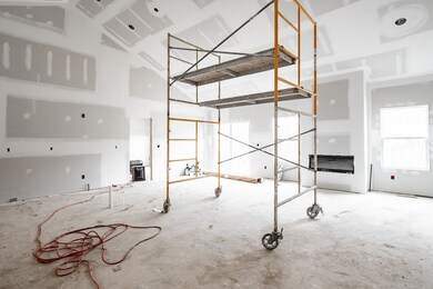 53421 Old Woodbridge Ct, South Bend, IN 46637 - photo 3