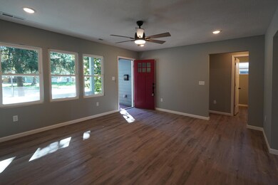 2423 West Walnut - DSC01253
