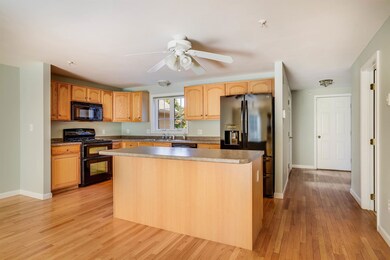 38 Overlook Cir, Hudson, NH 03051 - photo 6