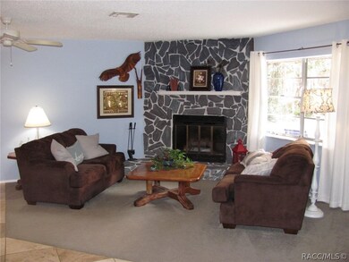 2225 E Kennett Dr, Hernando, FL 34442 - photo 3