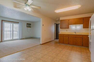 679 19th st w #22 (1 of 12)