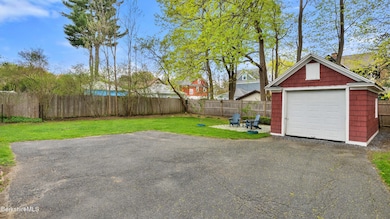 EXTERIOR - GARAGE