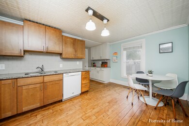 435 Cleveland Ave, Batavia, IL 60510 - photo 2