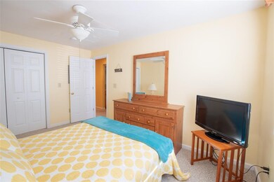 26 White Oak Ln unit 1, Lincoln, NH 03251 - photo 4