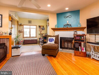 1133 Walnut St, Darby, PA 19023 - photo 7