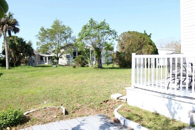 925 Pecan Cir, Sebastian, FL 32976 - photo 7