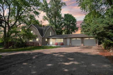 6618-NCypressAve-BR-45