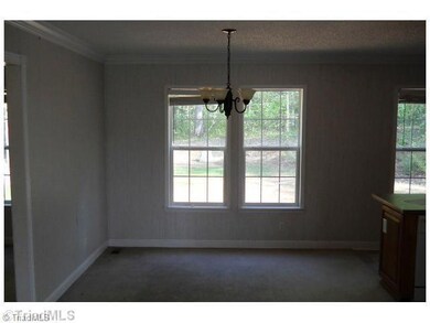 7449 Meadowbranch Rd, Seagrove, NC 27341 - photo 5