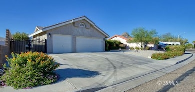 400 W Vanessa Ave, Ridgecrest, CA 93555 - photo 2