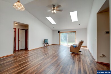 1345 SE 7th Ave, Canby, OR 97013 - photo 6