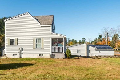 63 1/2 Elm St, Newmarket, NH 03857 - photo 5