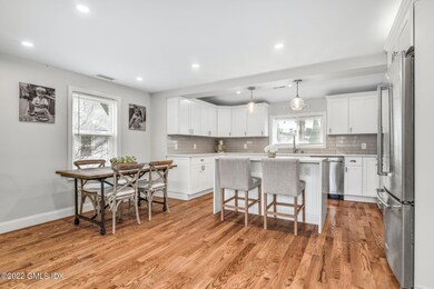 336 Palmer Hill Rd unit 1, Riverside, CT 06878 - photo 2