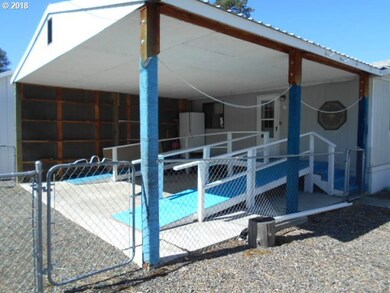 467 NW Johnson Ave, Prairie City, OR 97869 - photo 3