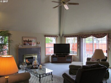 2165 Ridgeway Dr, Eugene, OR 97401 - photo 3