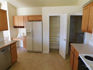 448 Fall Dr, Nampa, ID 83686 - photo 6