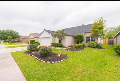 3223 Legends Creek Dr, Spring, TX 77386 - photo 2