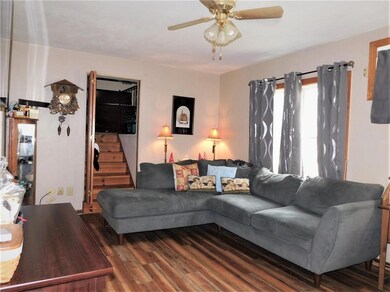 602 W 14th St N, Newton, IA 50208 - photo 4