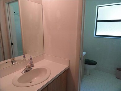 9711 N Oak Knoll Cir, Davie, FL 33324 - photo 7