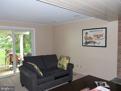 1506 Whitfield Blvd, Reading, PA 19609 - photo 4