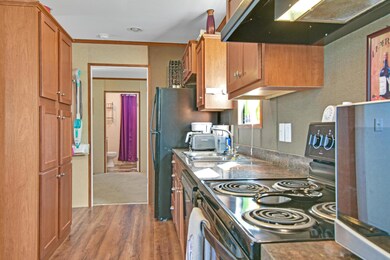 34 Fairview Dr, Lisbon, ME 04250 - photo 4